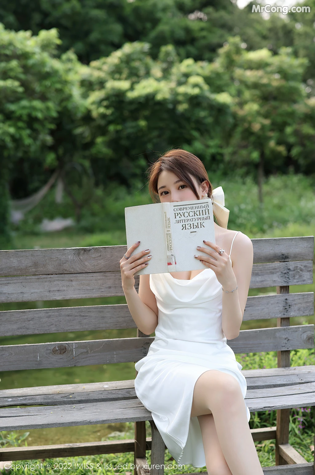 IMISS Vol.682: Lynn (刘奕宁) (25 photos)