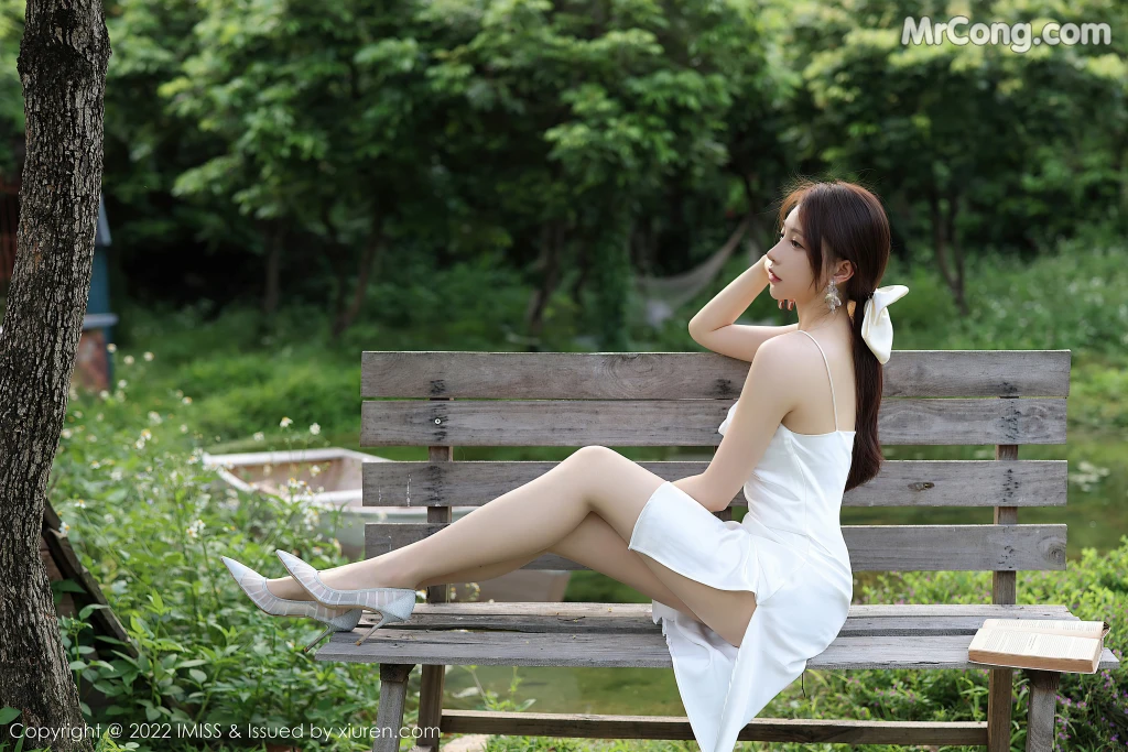 IMISS Vol.682: Lynn (刘奕宁) (25 photos)