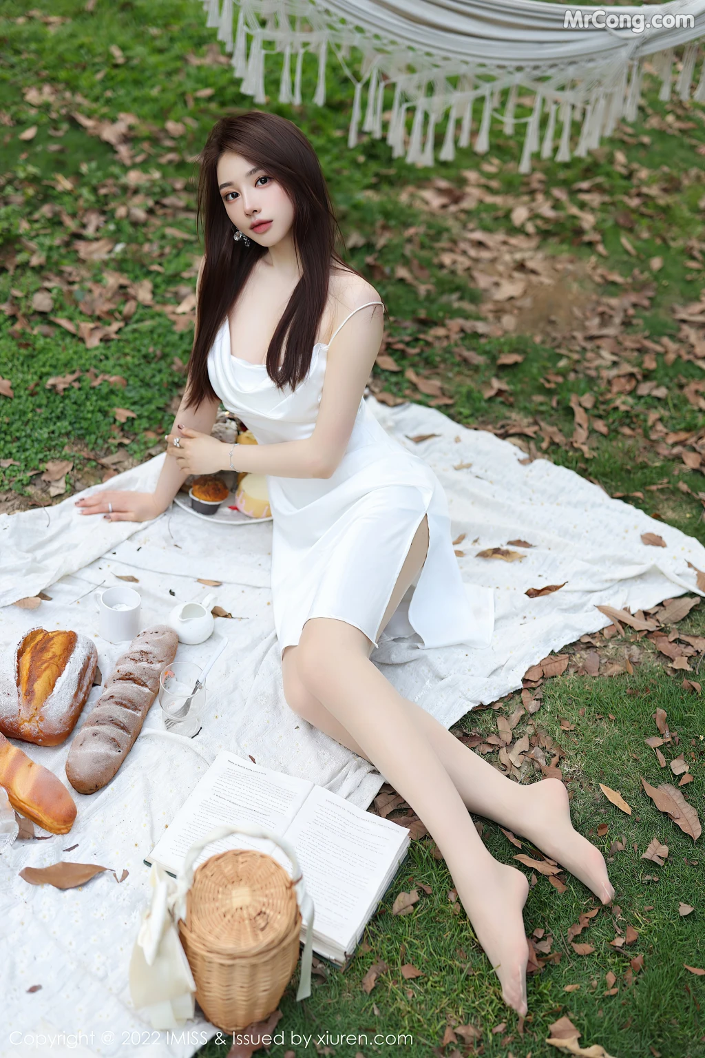IMISS Vol.682: Lynn (刘奕宁) (25 photos) – Page 2