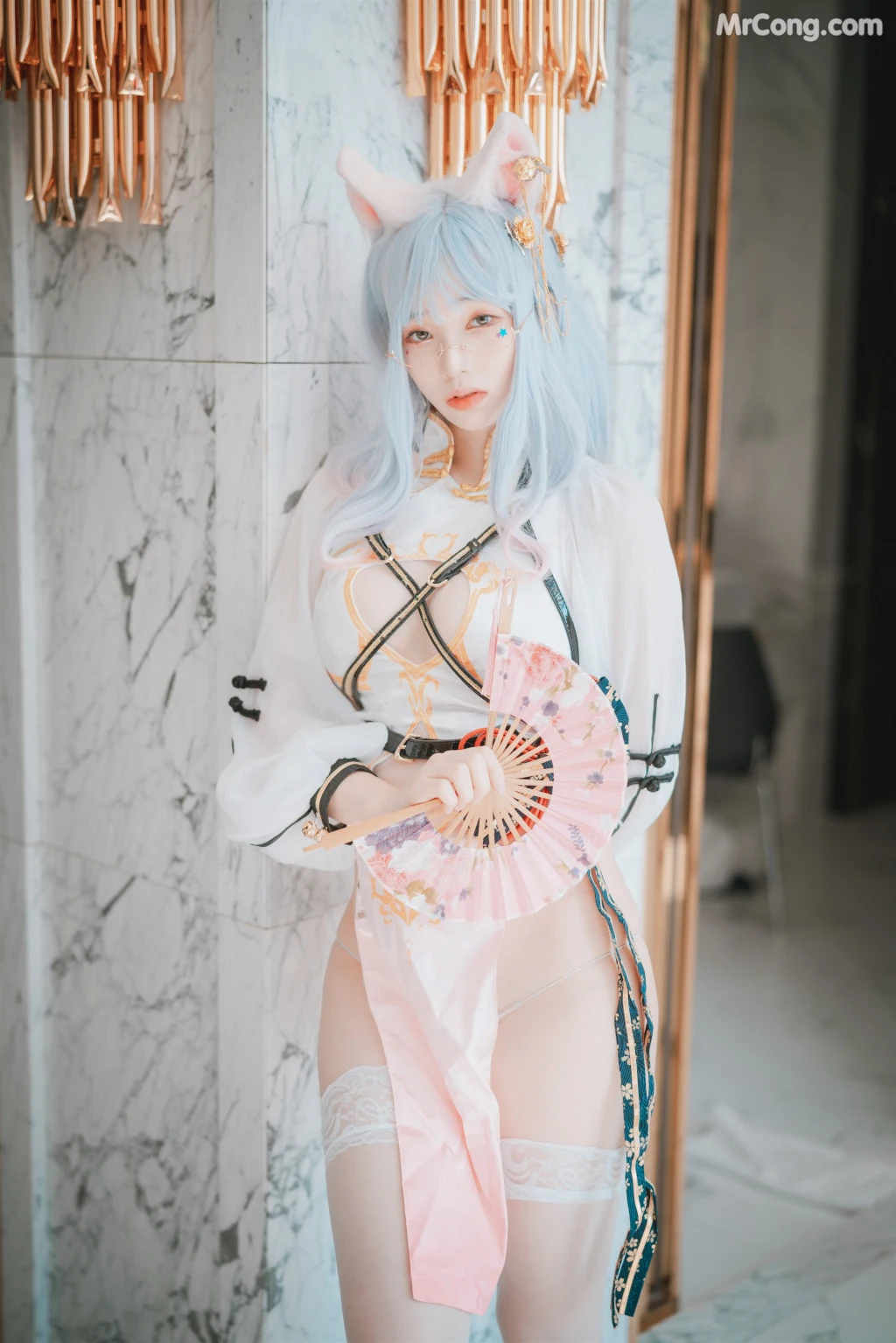 DJAWA Photo – Bambi (밤비): “Le Chat Porte un Qípáo” (87 photos)