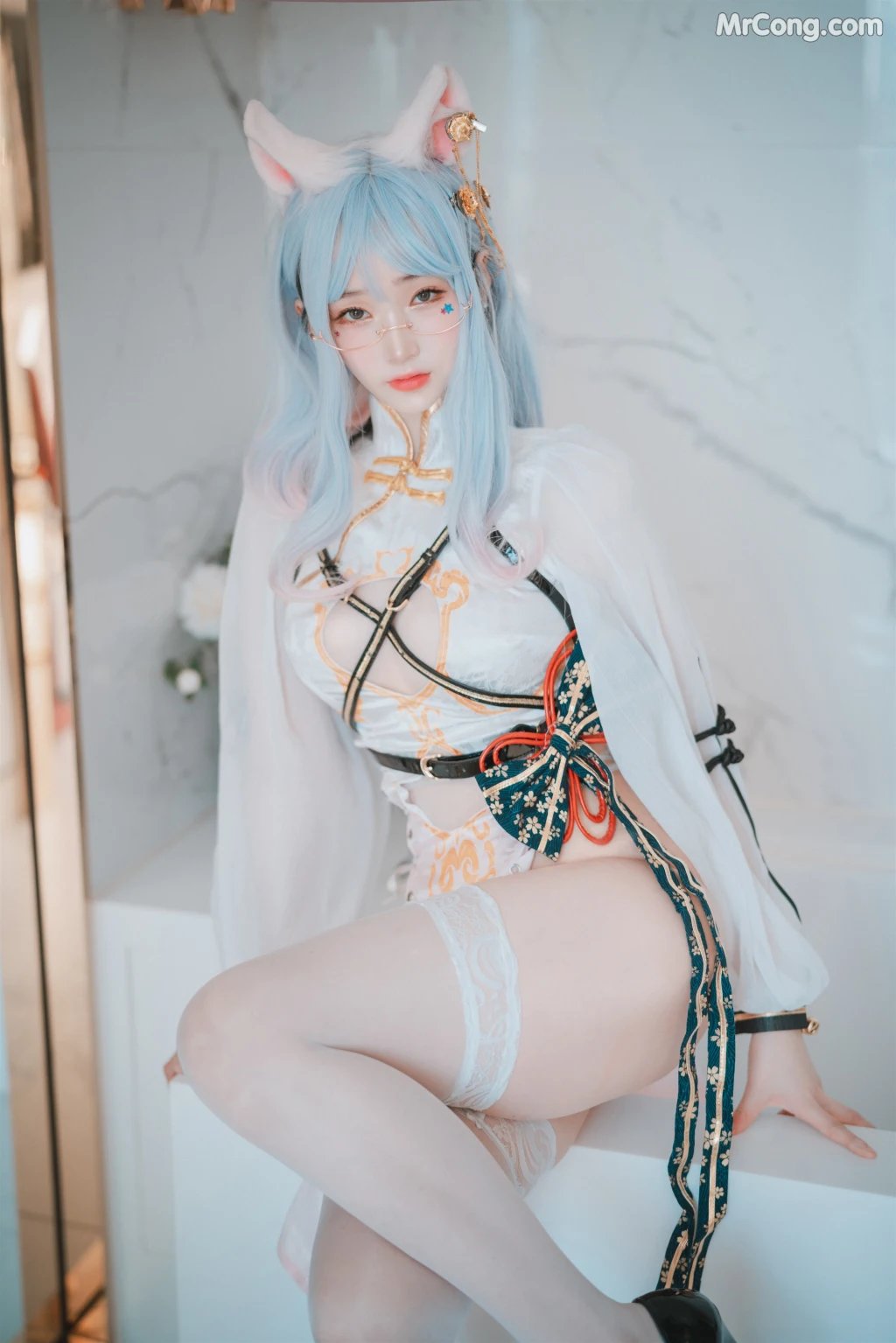 DJAWA Photo – Bambi (밤비): “Le Chat Porte un Qípáo” (87 photos)