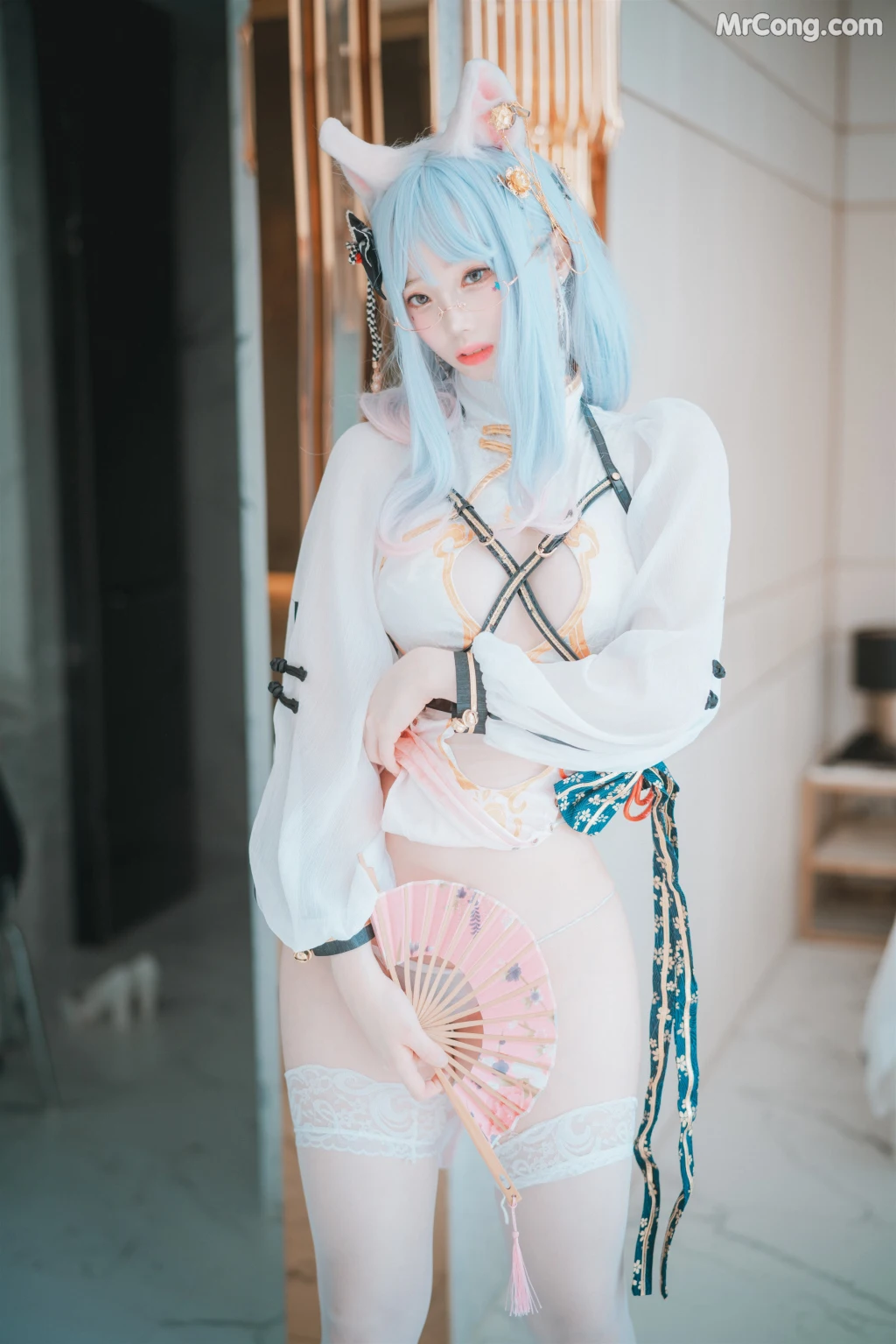 DJAWA Photo – Bambi (밤비): “Le Chat Porte un Qípáo” (87 photos) – Page 2