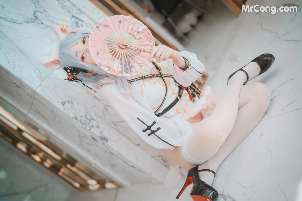 DJAWA Photo – Bambi (밤비): “Le Chat Porte un Qípáo” (87 photos) – Page 5