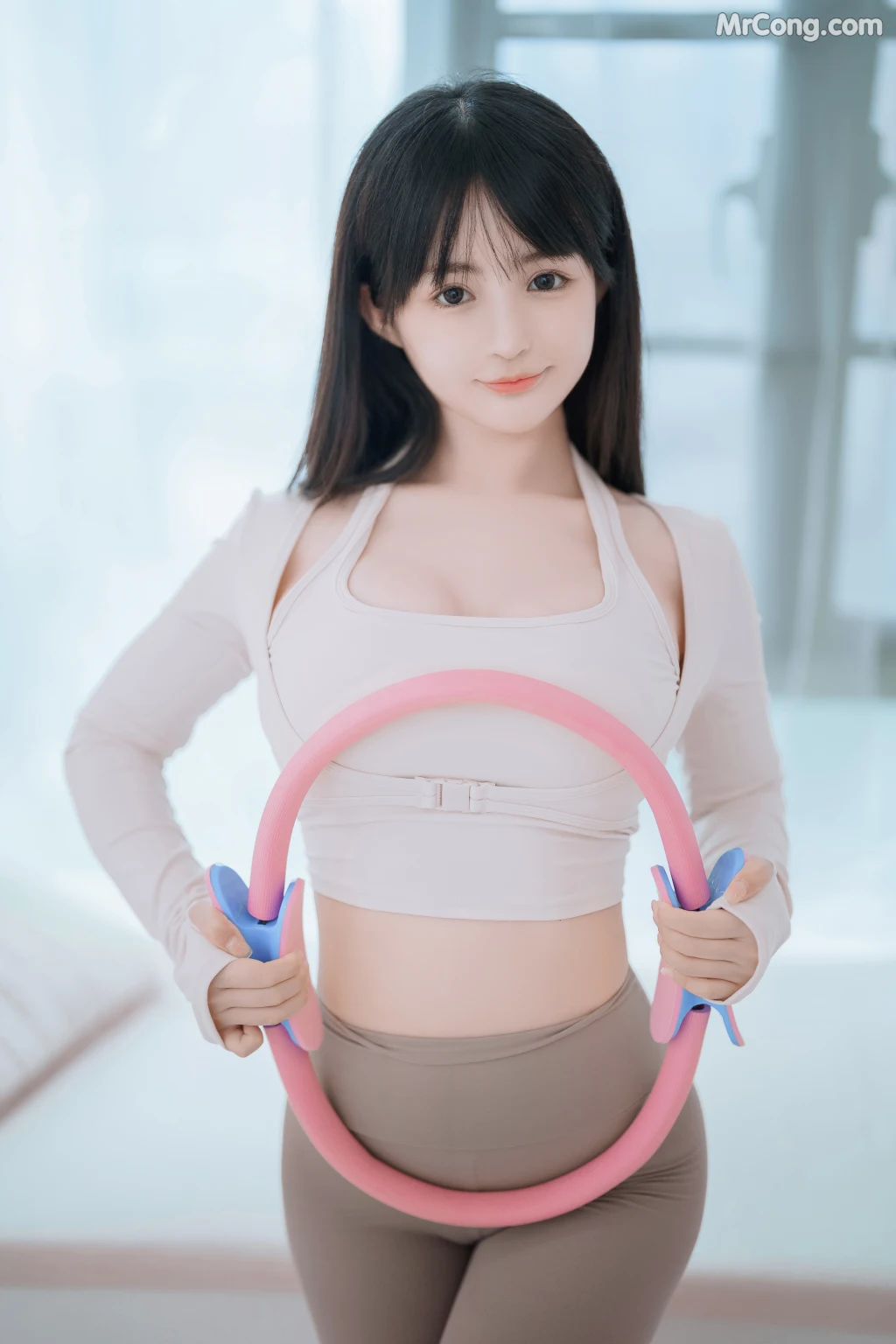 Coser@桜井宁宁 Vol.051: 瑜伽妹妹 (111 photos)