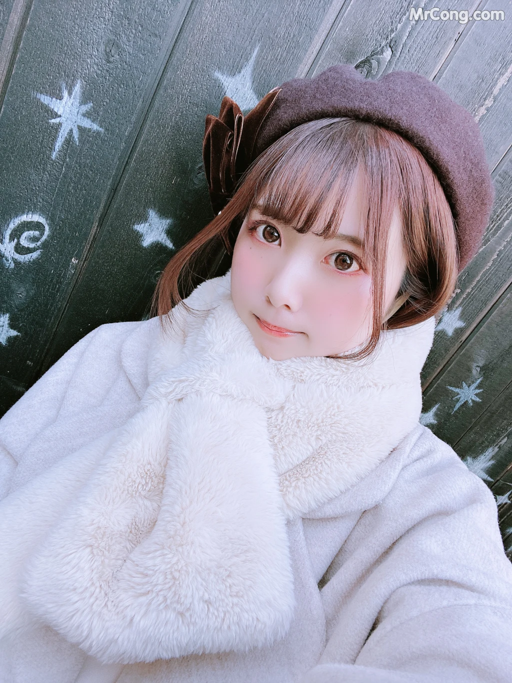 [Fantia] Tomiko (とみこ): じぇらぴけ?と、今日の私服自撮り。 (52 photos)