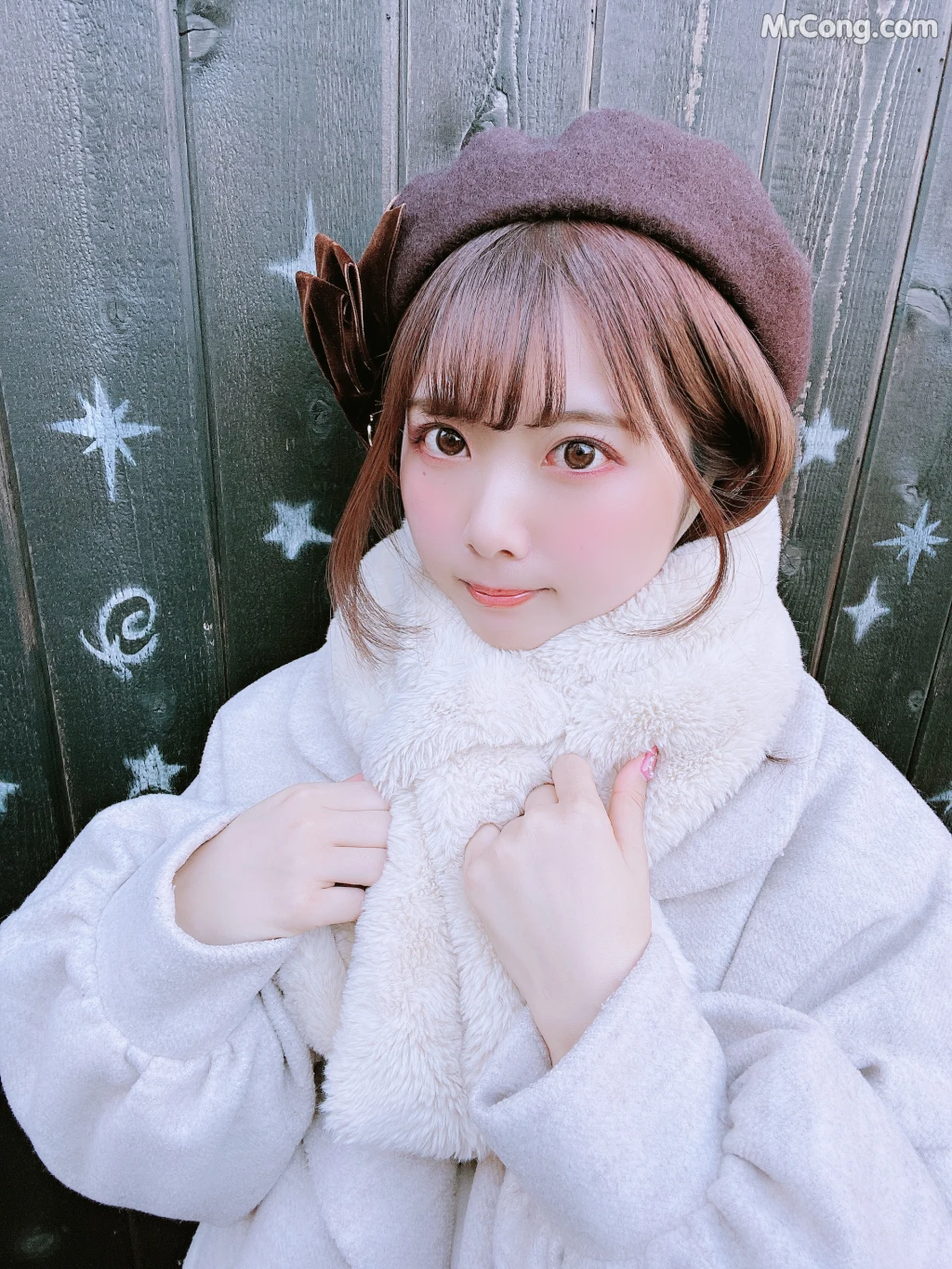 [Fantia] Tomiko (とみこ): じぇらぴけ?と、今日の私服自撮り。 (52 photos)