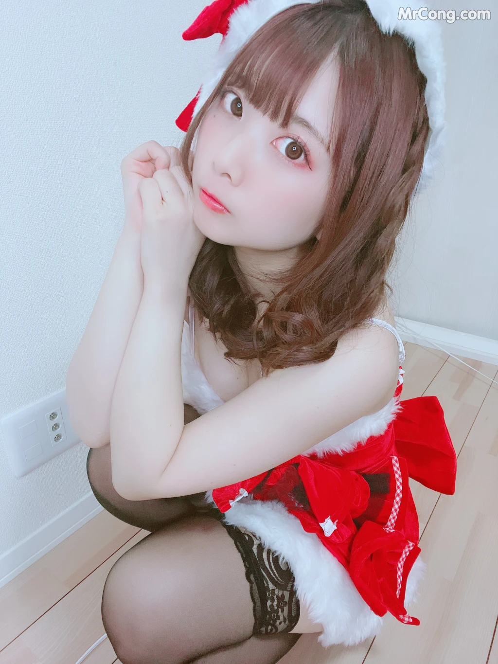 [Fantia] Tomiko (とみこ): とみこサンタから自撮りのお届け???動画もあるよ (71 photos) – Page 5