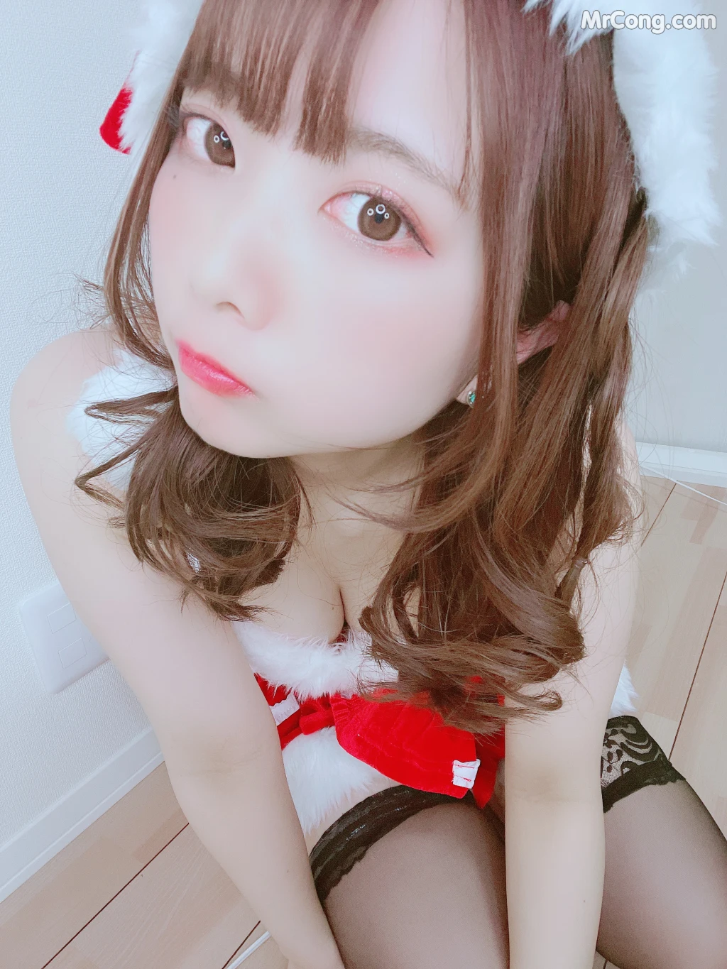 [Fantia] Tomiko (とみこ): とみこサンタから自撮りのお届け???動画もあるよ (71 photos) – Page 5