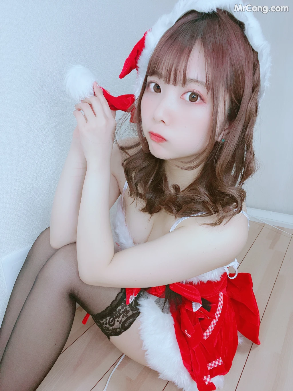 [Fantia] Tomiko (とみこ): とみこサンタから自撮りのお届け???動画もあるよ (71 photos) – Page 6