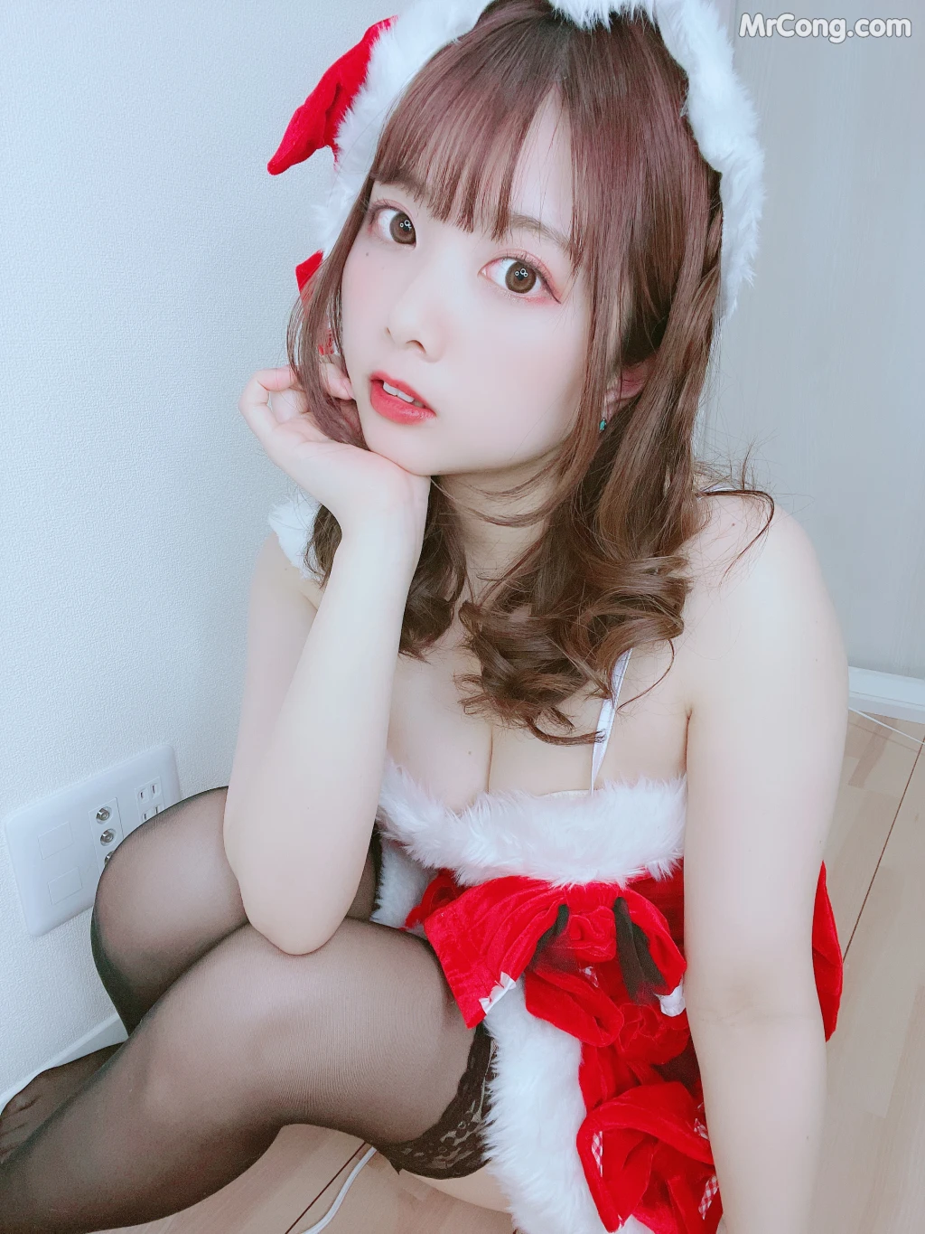 [Fantia] Tomiko (とみこ): とみこサンタから自撮りのお届け???動画もあるよ (71 photos) – Page 6