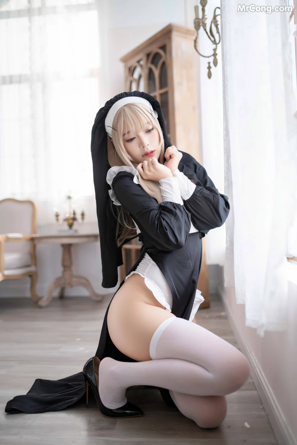 Coser@白烨 Vol.044: 禁x欲修女 (77 photos + 5 videos)