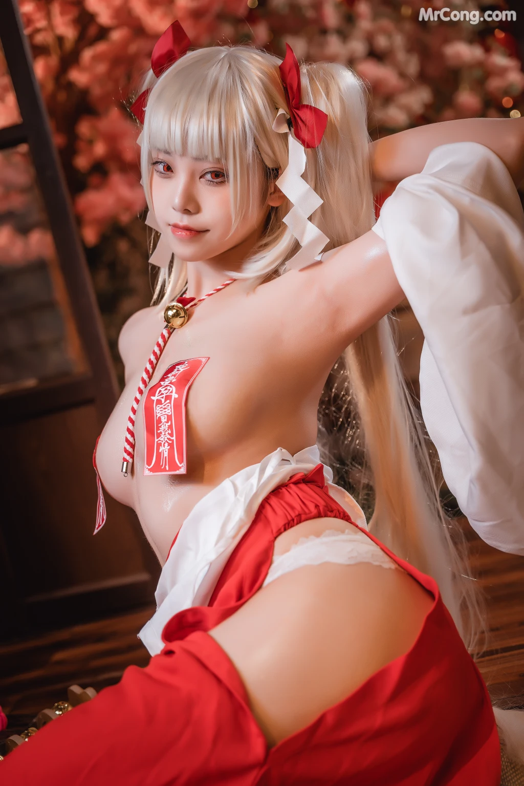 Coser@蜜汁猫裘 Vol.084: 可畏巫女 (50 photos + 4 videos) – Page 2