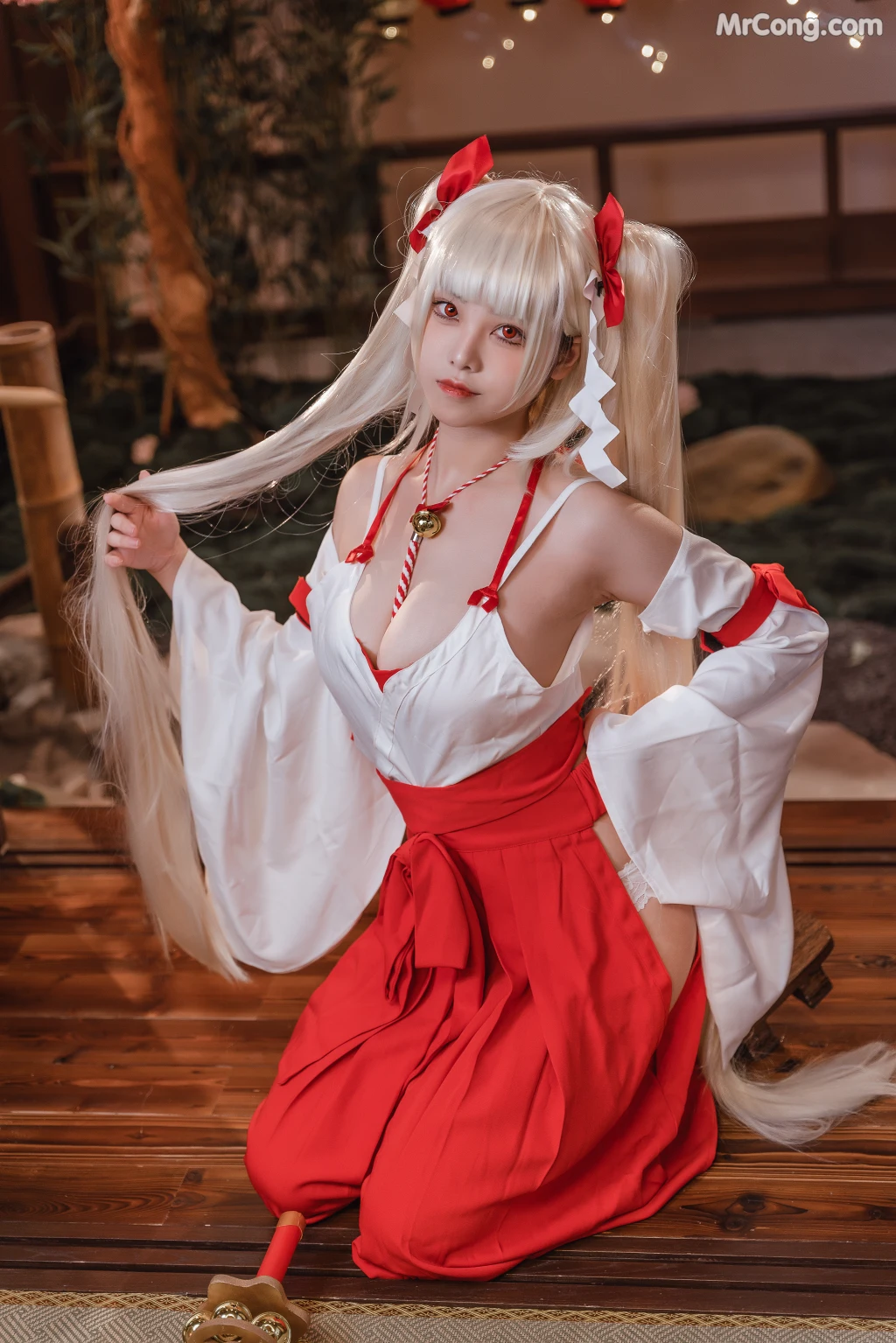 Coser@蜜汁猫裘 Vol.084: 可畏巫女 (50 photos + 4 videos) – Page 5