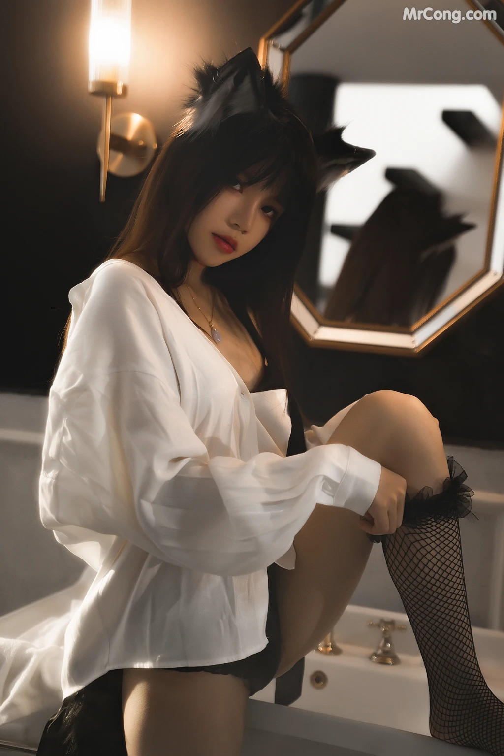 Coser@桜桃喵 Vol.128: 狼来了02 (43 photos) – Page 2