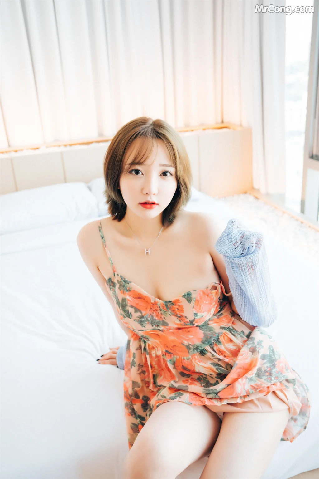 [Loozy] Son Ye-Eun (손예은): Lover in Hotel (133 photos)