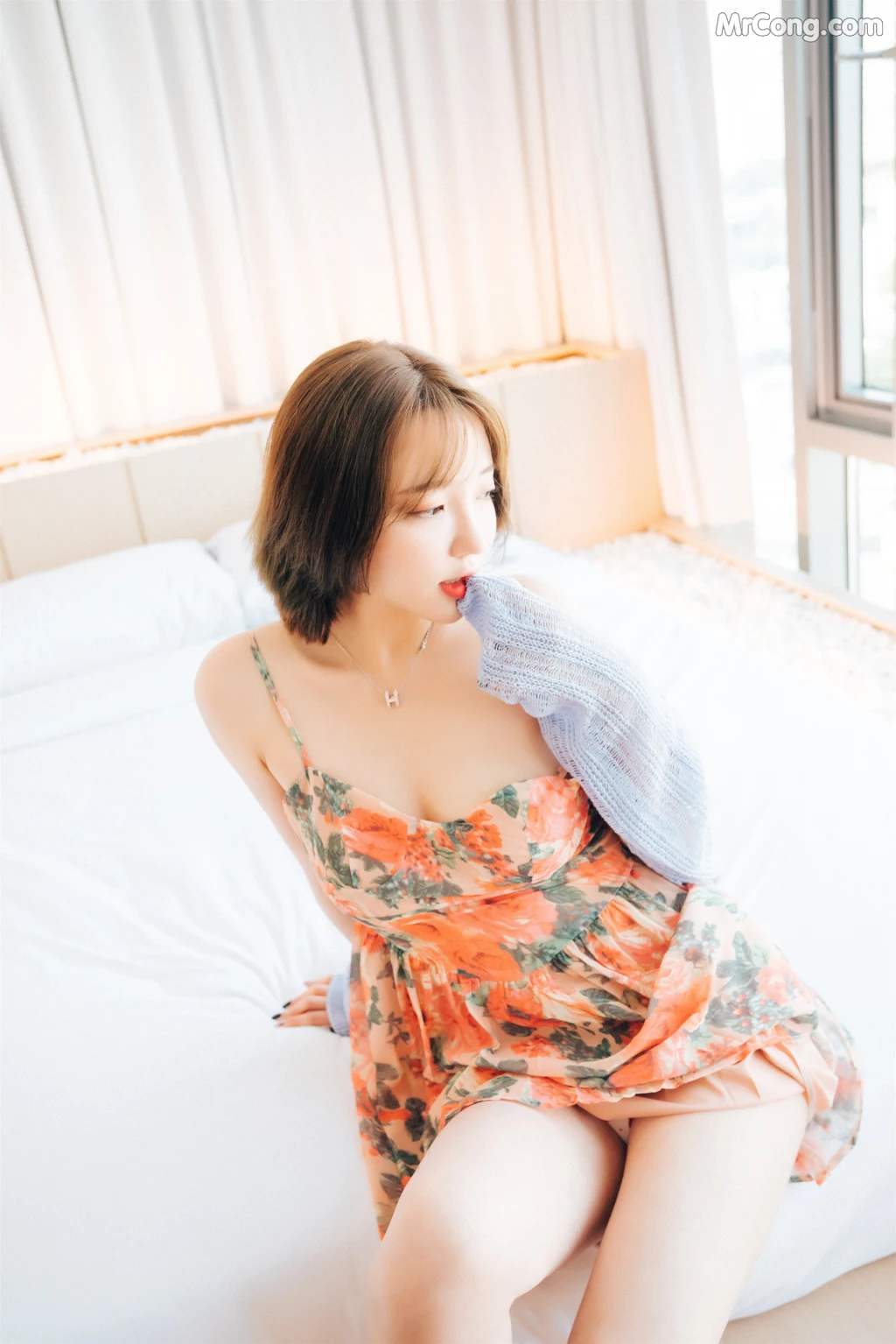 [Loozy] Son Ye-Eun (손예은): Lover in Hotel (133 photos)