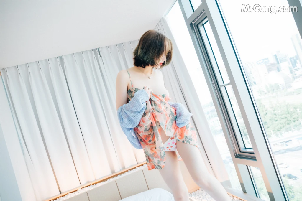 [Loozy] Son Ye-Eun (손예은): Lover in Hotel (133 photos) – Page 2