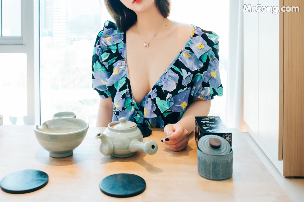 [Loozy] Son Ye-Eun (손예은): Lover in Hotel (133 photos) – Page 5