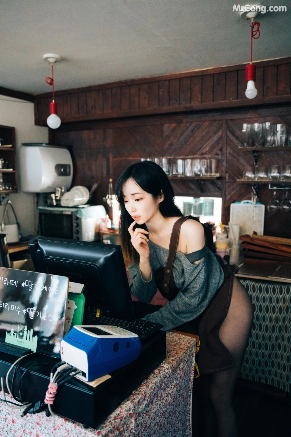 [Loozy] Bambi (밤비): Cafe Alba (179 photos)