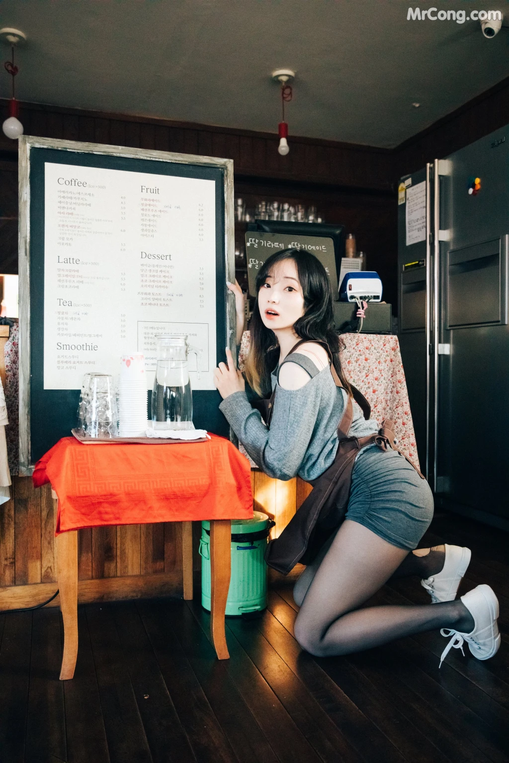 [Loozy] Bambi (밤비): Cafe Alba (179 photos) – Page 4