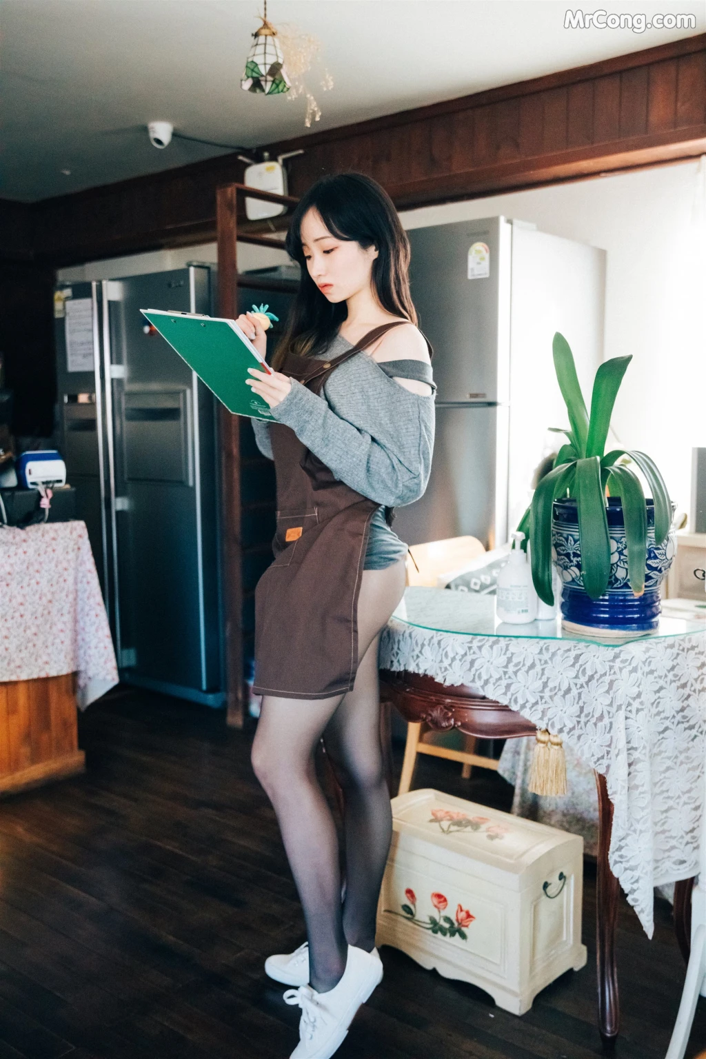 [Loozy] Bambi (밤비): Cafe Alba (179 photos) – Page 4