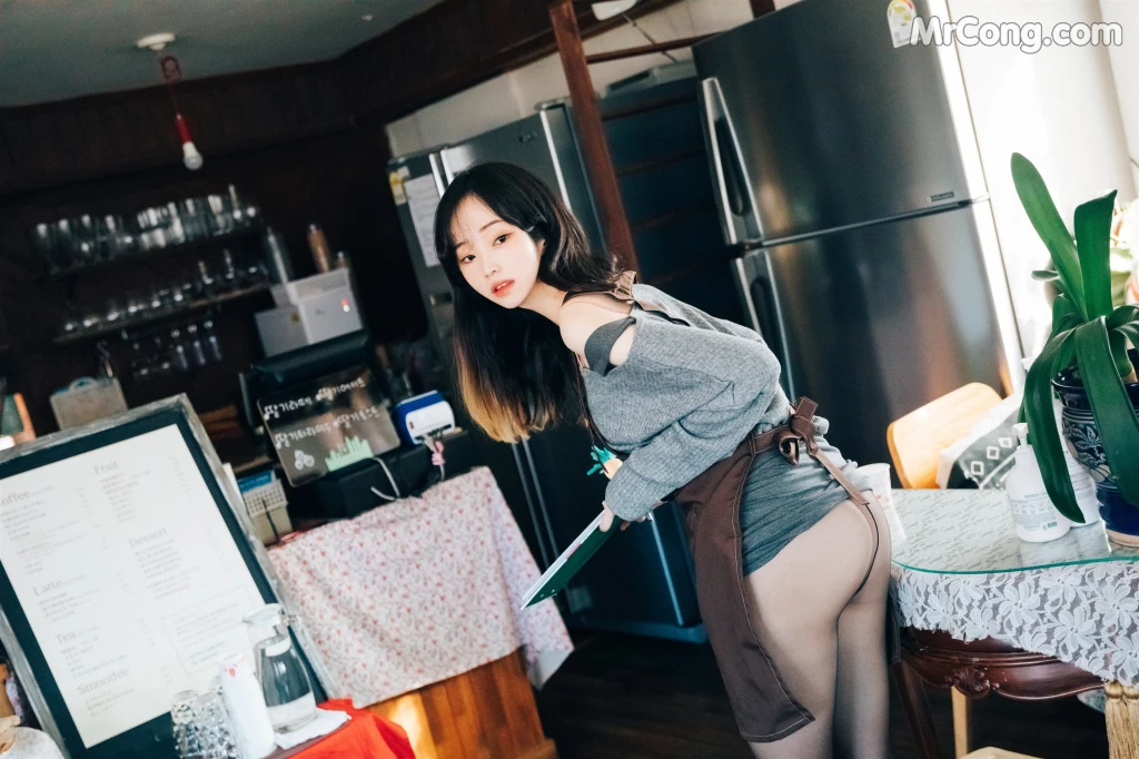 [Loozy] Bambi (밤비): Cafe Alba (179 photos) – Page 4