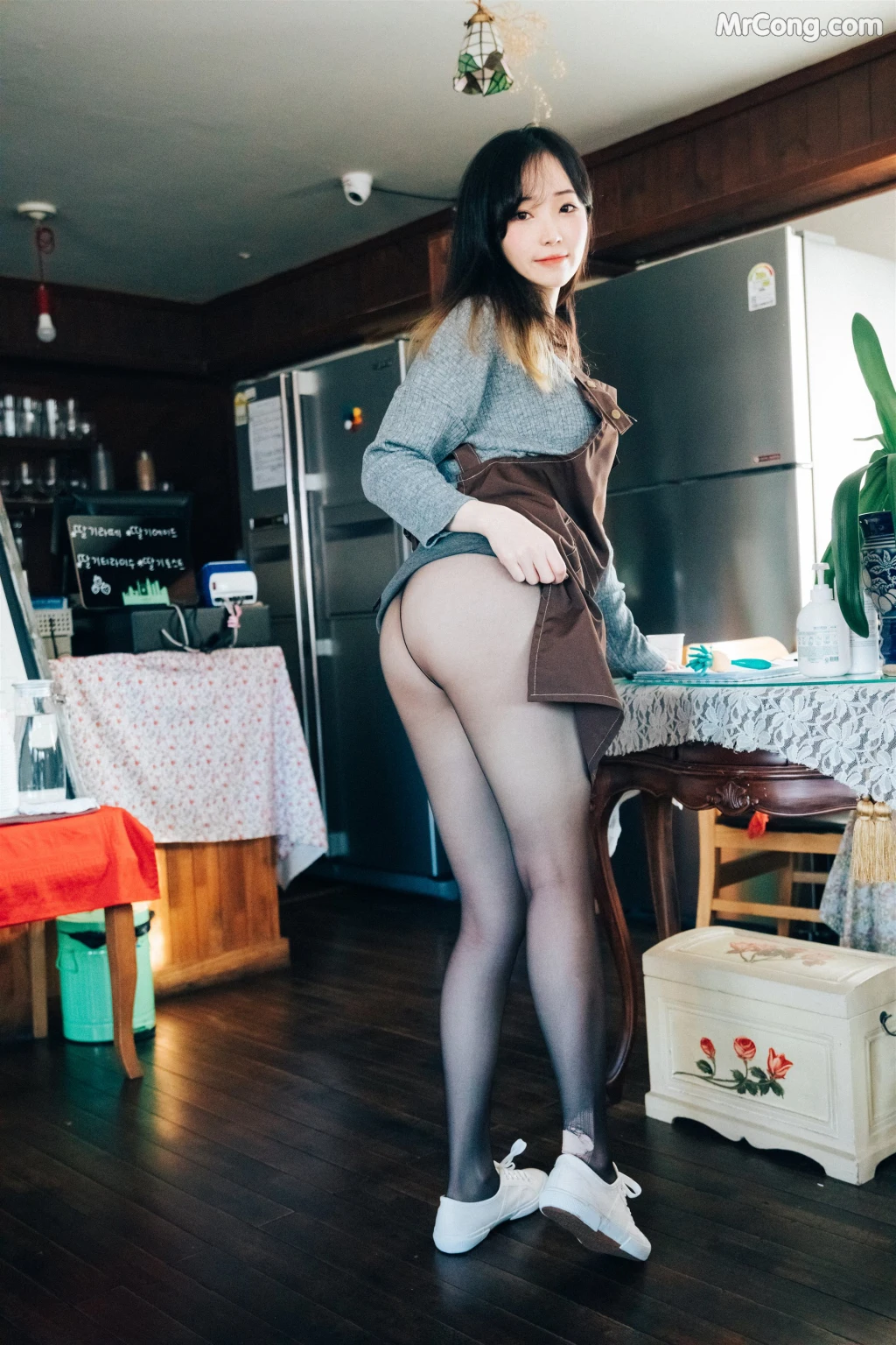 [Loozy] Bambi (밤비): Cafe Alba (179 photos) – Page 4