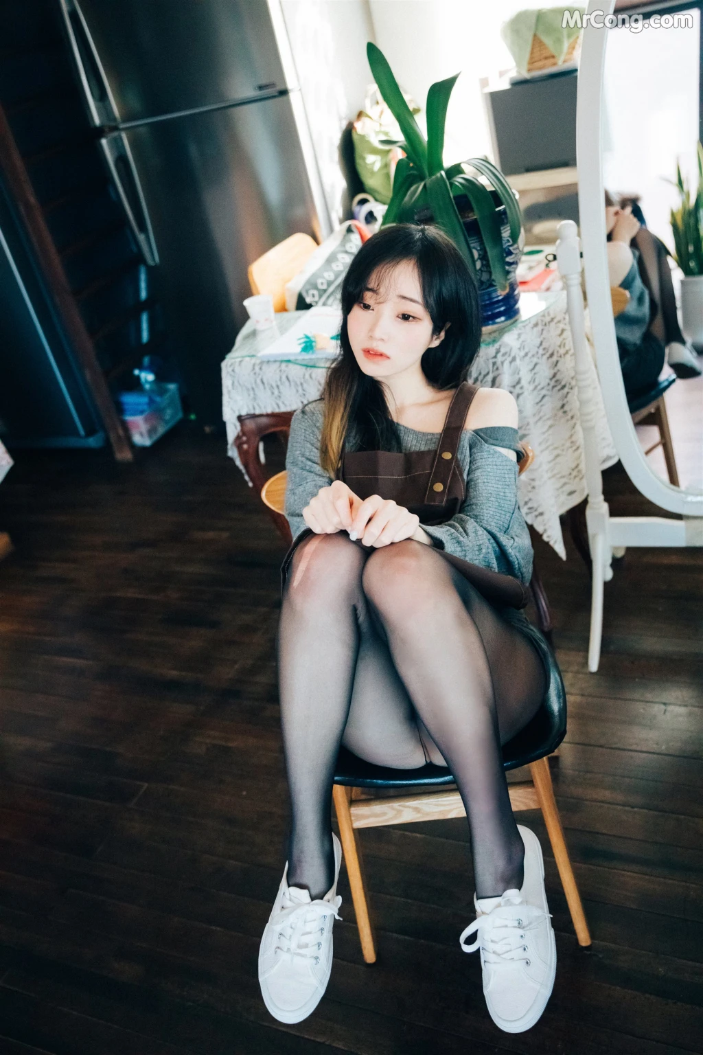 [Loozy] Bambi (밤비): Cafe Alba (179 photos) – Page 5