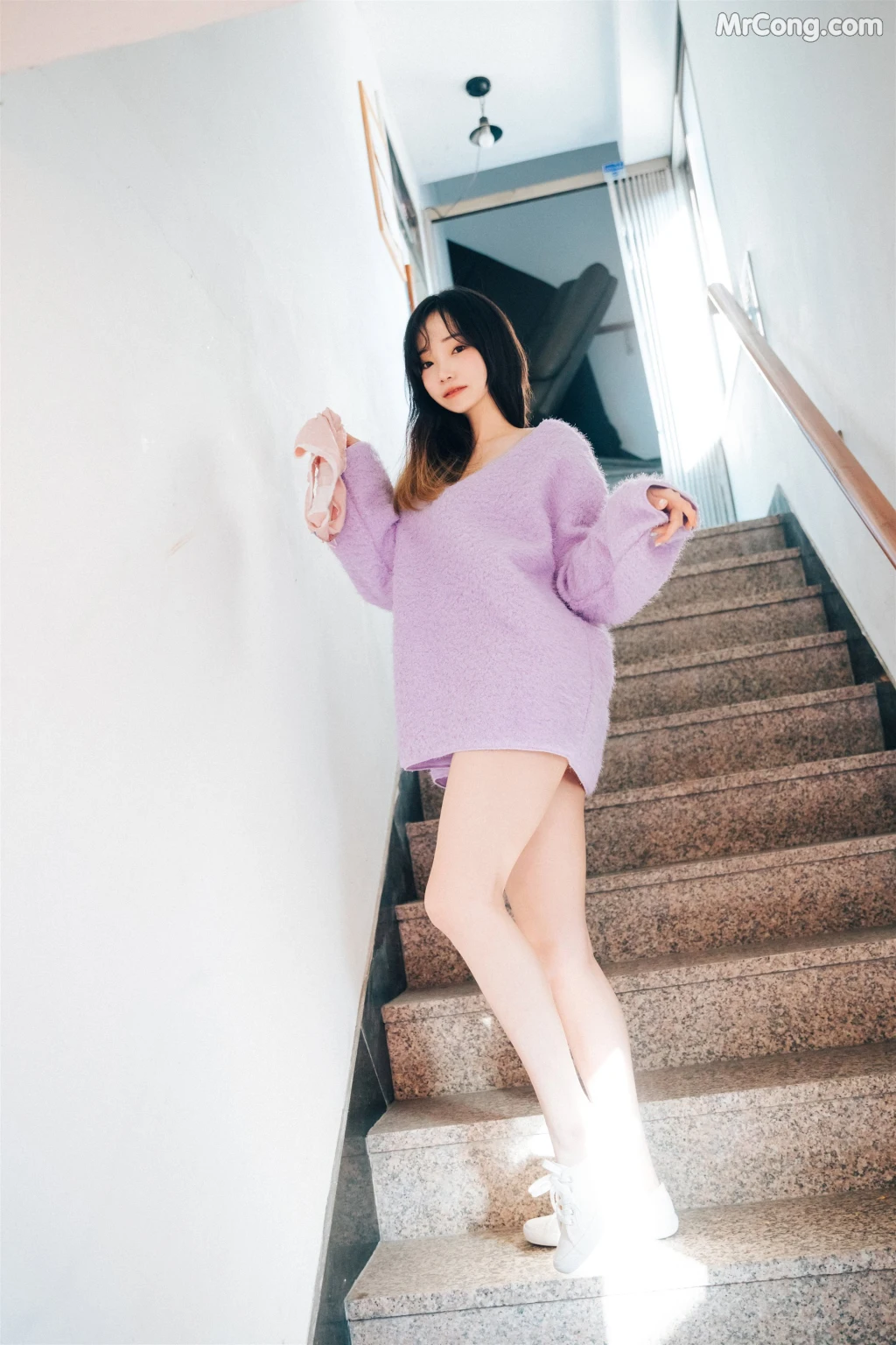 [Loozy] Bambi (밤비): Cafe Alba (179 photos) – Page 16