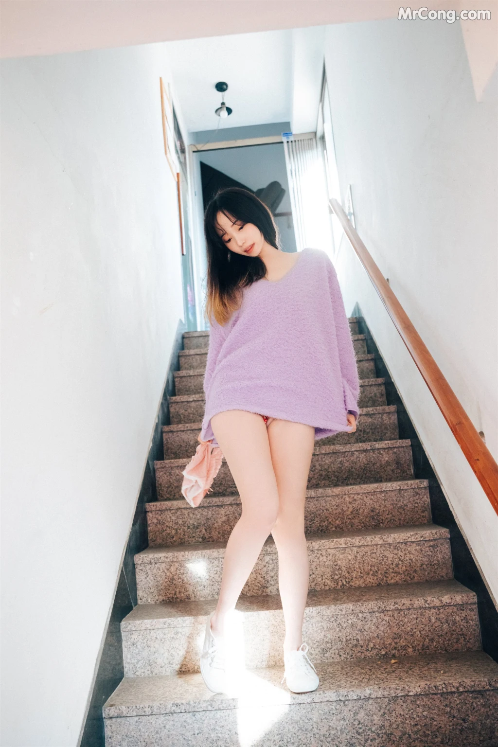 [Loozy] Bambi (밤비): Cafe Alba (179 photos) – Page 16