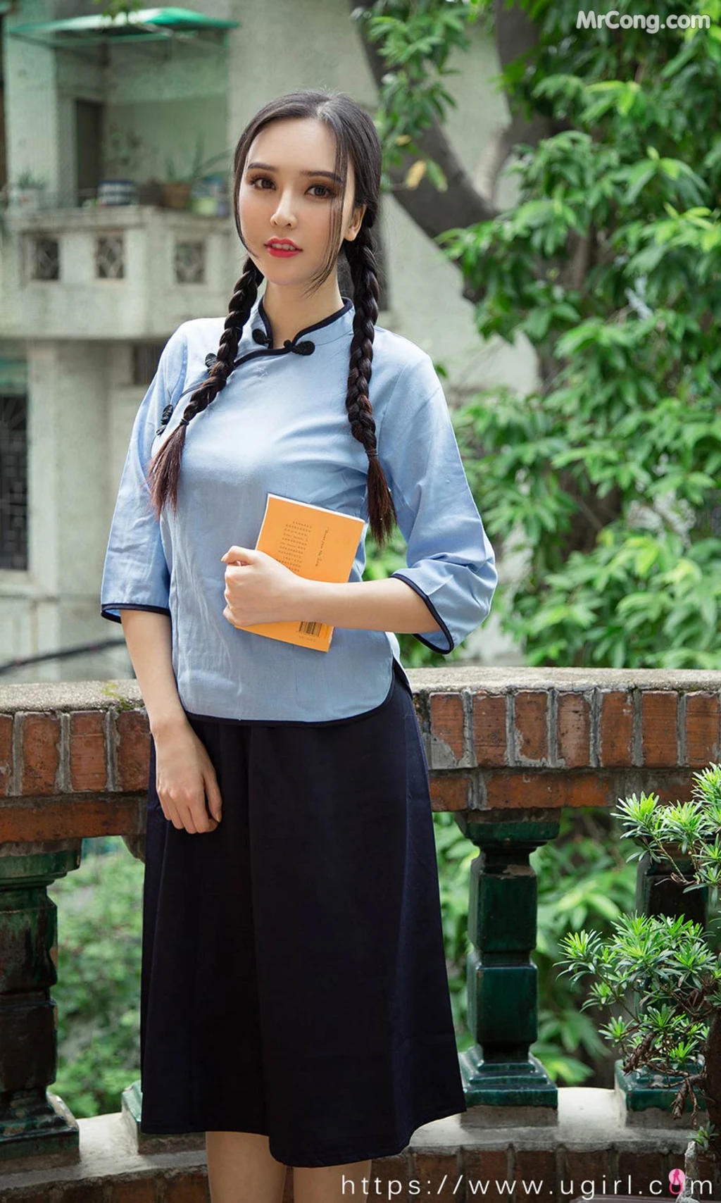 UGIRLS – Ai You Wu App No.2327: Xiao Bei Bi (小北鼻) (35 photos)