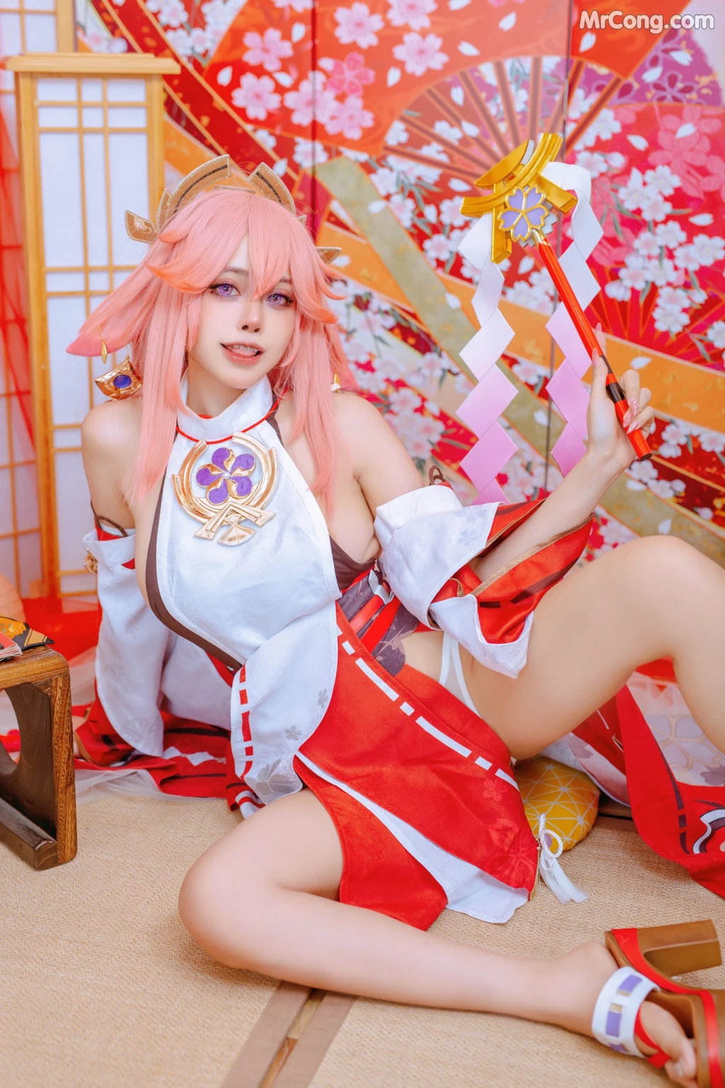 Coser@Byoru: Yae Miko x Raiden Shogun (95 photos)