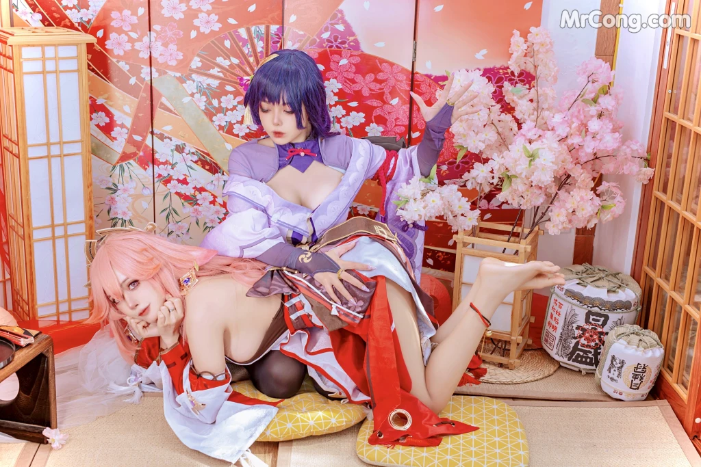 Coser@Byoru: Yae Miko x Raiden Shogun (95 photos)