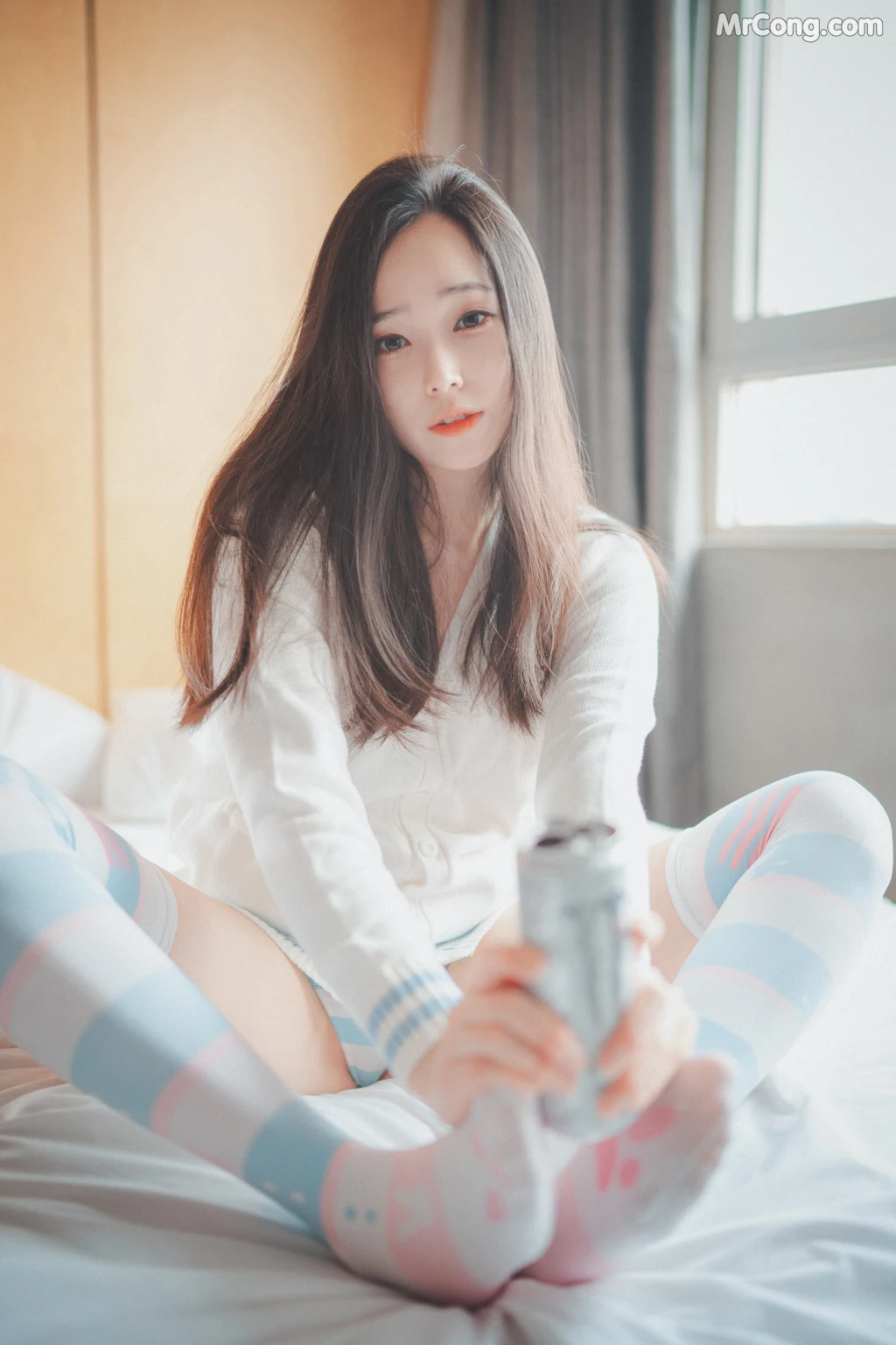 DJAWA Photo – Bambi (밤비): “Homebody Girl” (50 photos)