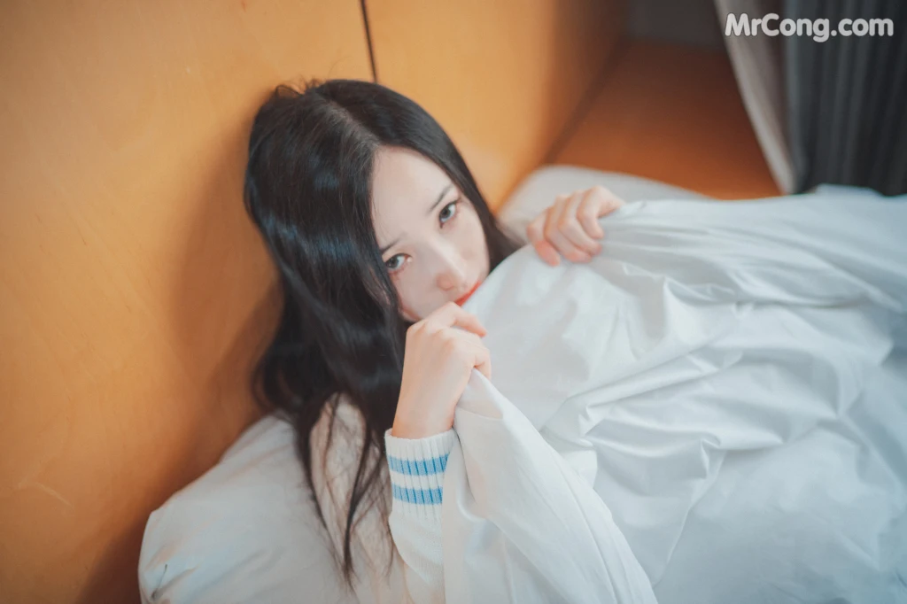 DJAWA Photo – Bambi (밤비): “Homebody Girl” (50 photos) – Page 2
