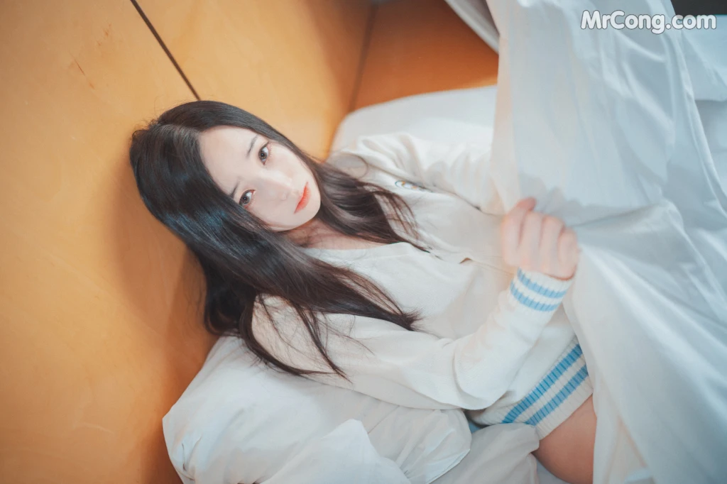 DJAWA Photo – Bambi (밤비): “Homebody Girl” (50 photos) – Page 2