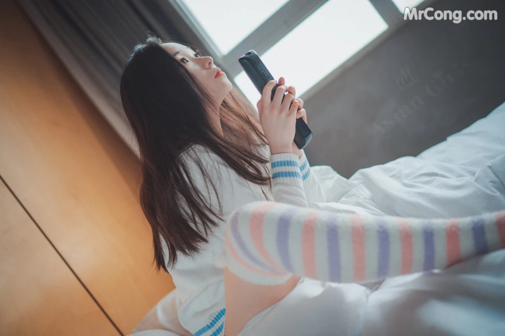 DJAWA Photo – Bambi (밤비): “Homebody Girl” (50 photos) – Page 2