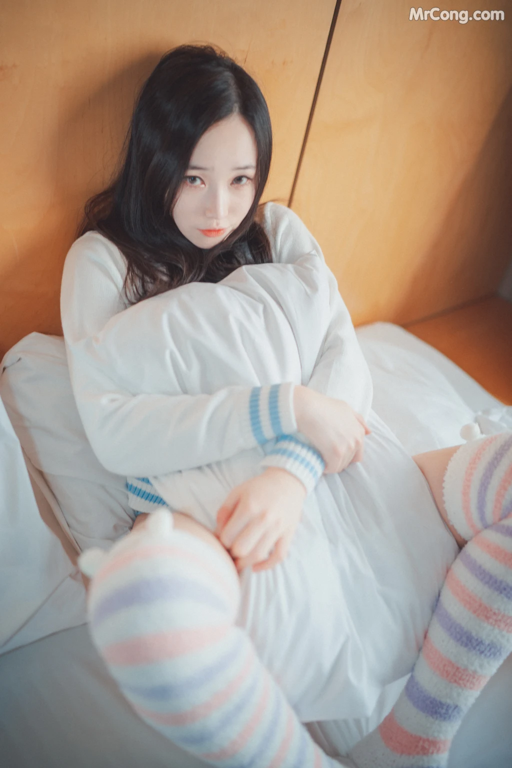 DJAWA Photo – Bambi (밤비): “Homebody Girl” (50 photos) – Page 3