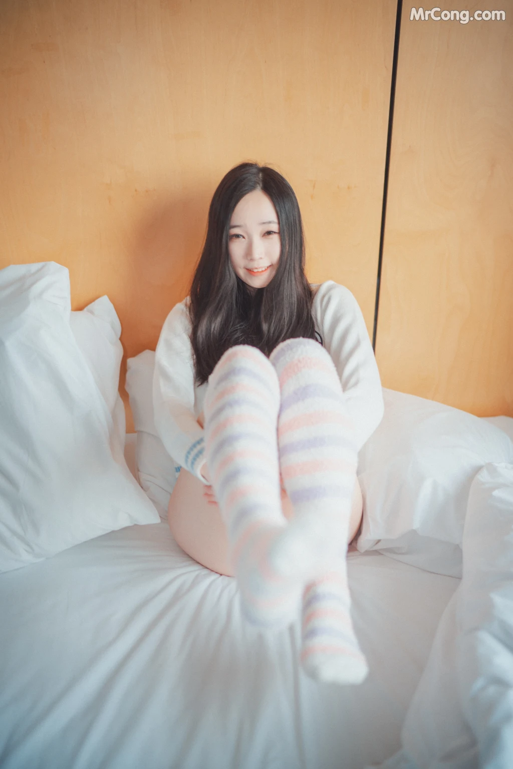 DJAWA Photo – Bambi (밤비): “Homebody Girl” (50 photos) – Page 3