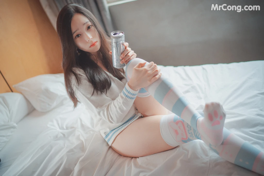 DJAWA Photo – Bambi (밤비): “Homebody Girl” (50 photos) – Page 5