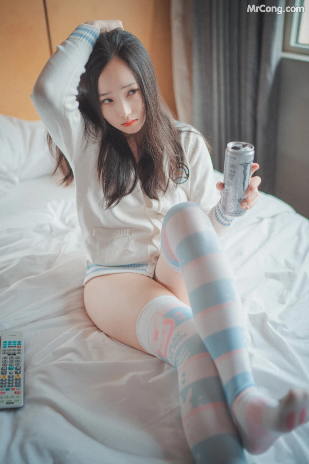 DJAWA Photo – Bambi (밤비): “Homebody Girl” (50 photos) – Page 5