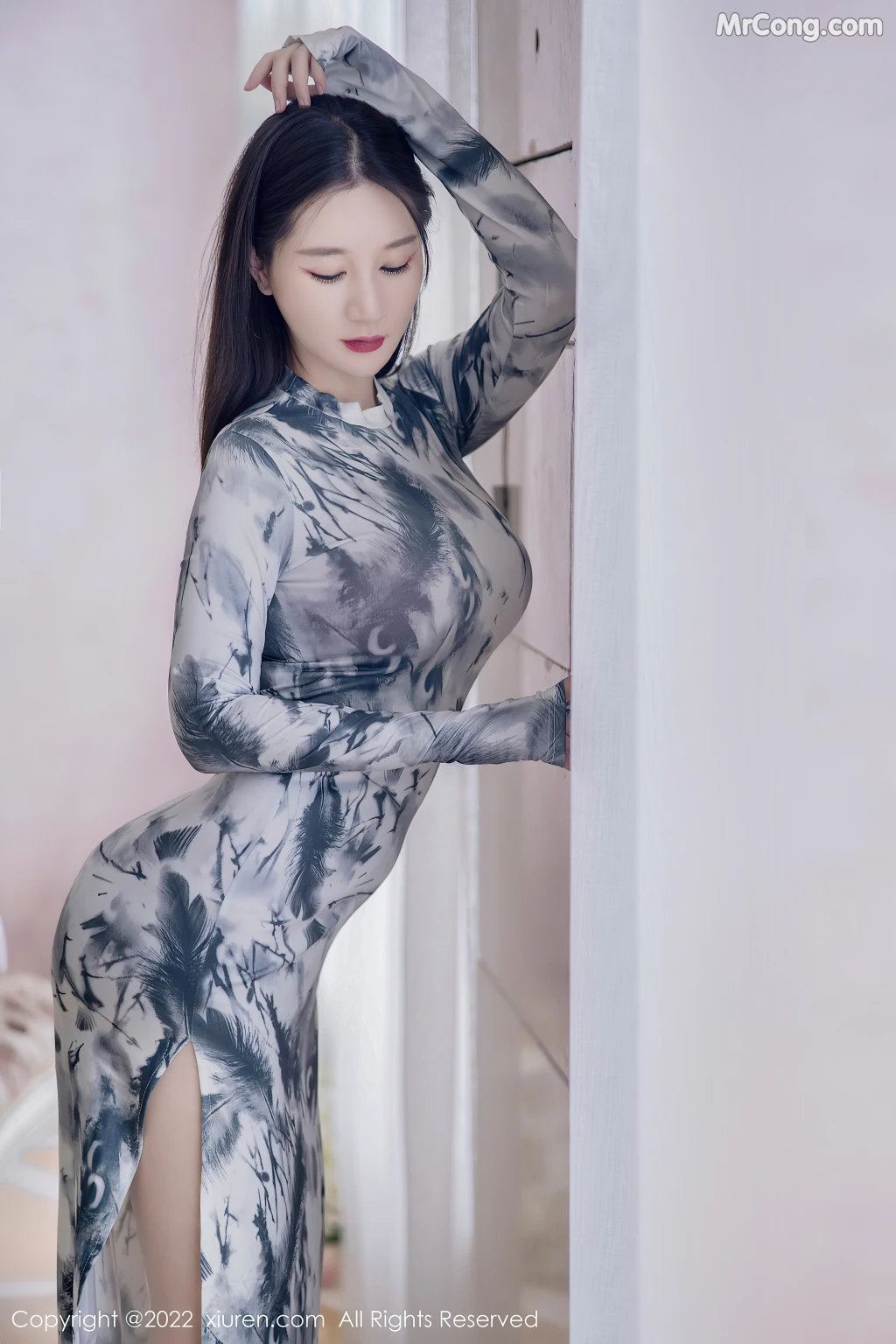 XIUREN No.4823: 顾乔楠Cora (69 photos)