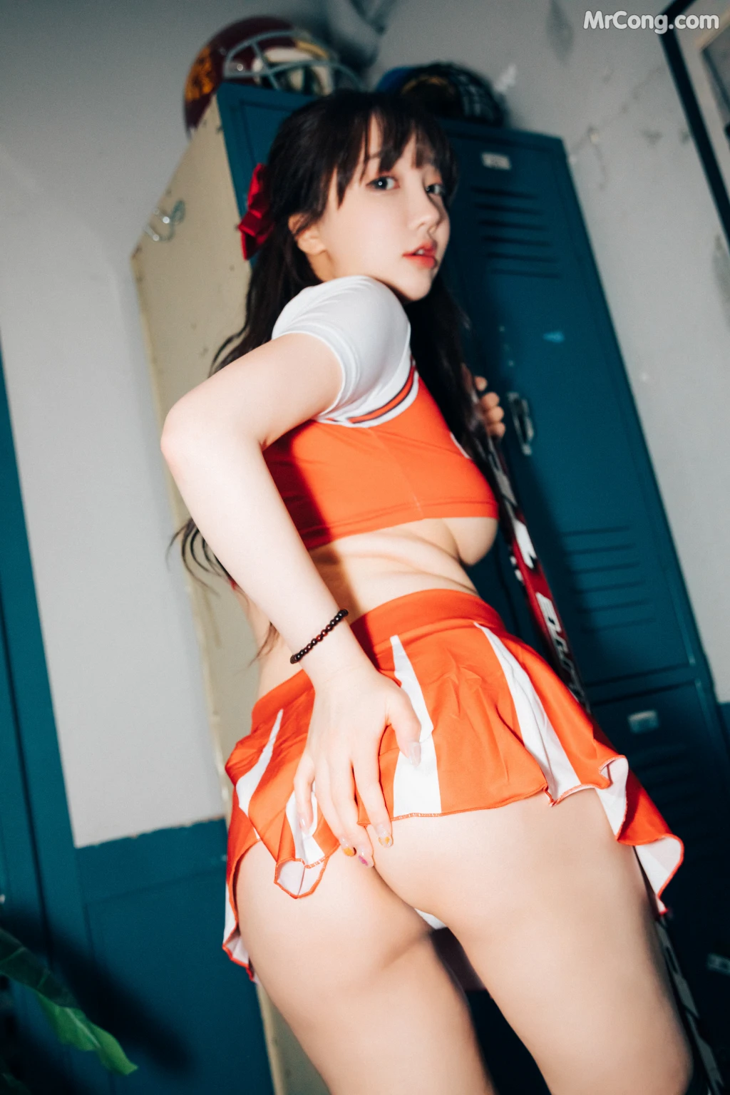 [Loozy] Son Ye-Eun (손예은): CHEER UP (92 photos)