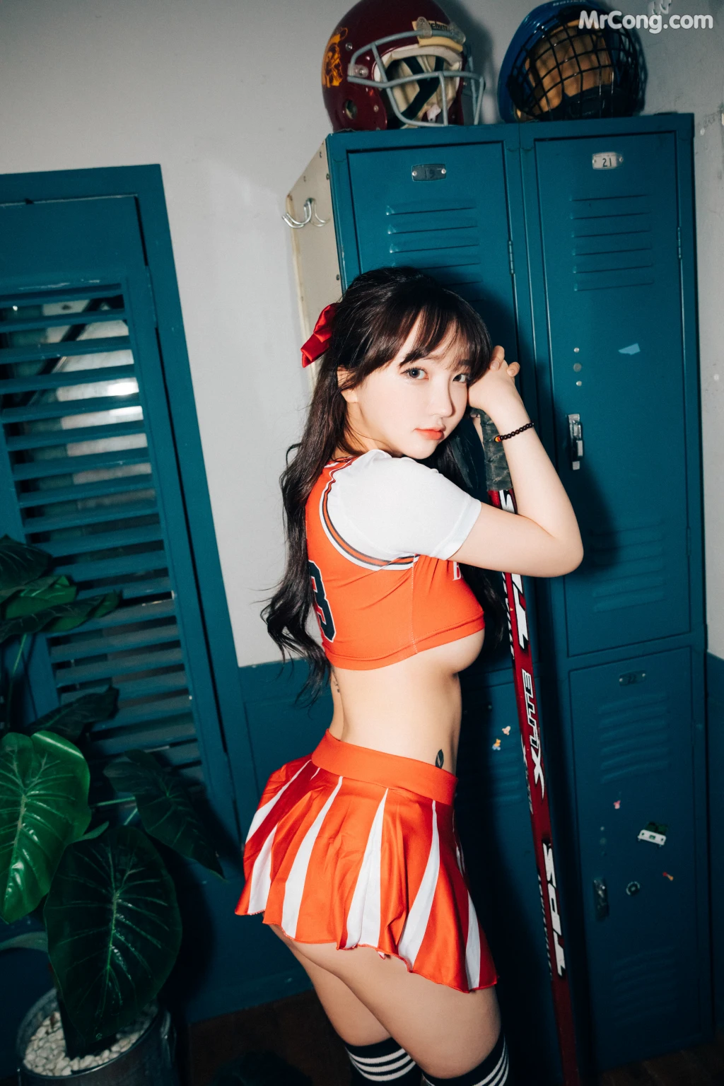 [Loozy] Son Ye-Eun (손예은): CHEER UP (92 photos)
