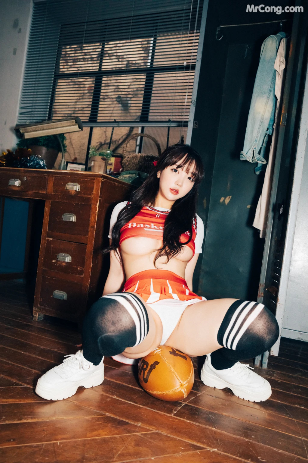 [Loozy] Son Ye-Eun (손예은): CHEER UP (92 photos) – Page 2