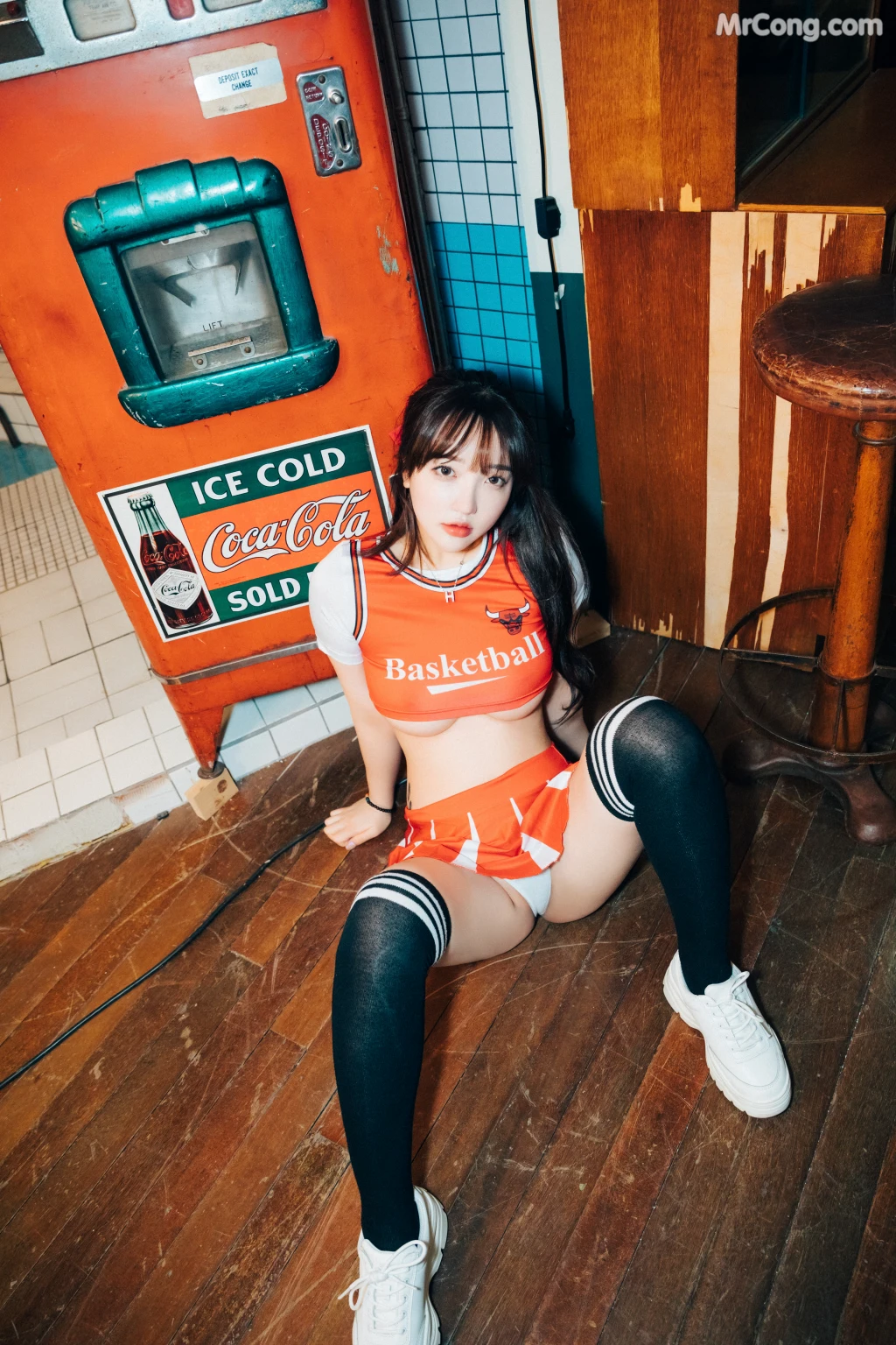 [Loozy] Son Ye-Eun (손예은): CHEER UP (92 photos) – Page 4