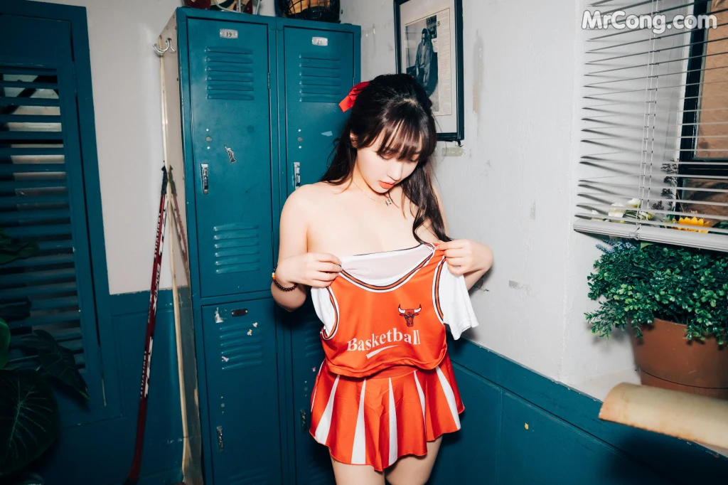 [Loozy] Son Ye-Eun (손예은): CHEER UP (92 photos) – Page 5