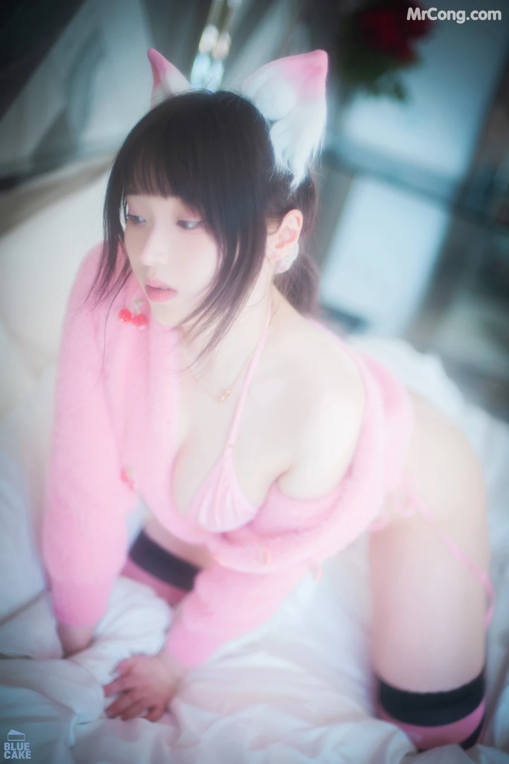 [BLUECAKE] Bambi (밤비): Naughty Cats Pink & Mint RED (145 photos)