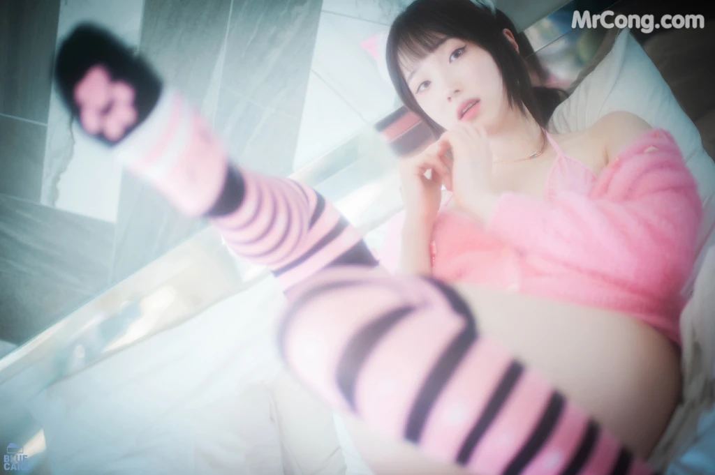 [BLUECAKE] Bambi (밤비): Naughty Cats Pink & Mint RED (145 photos) – Page 2