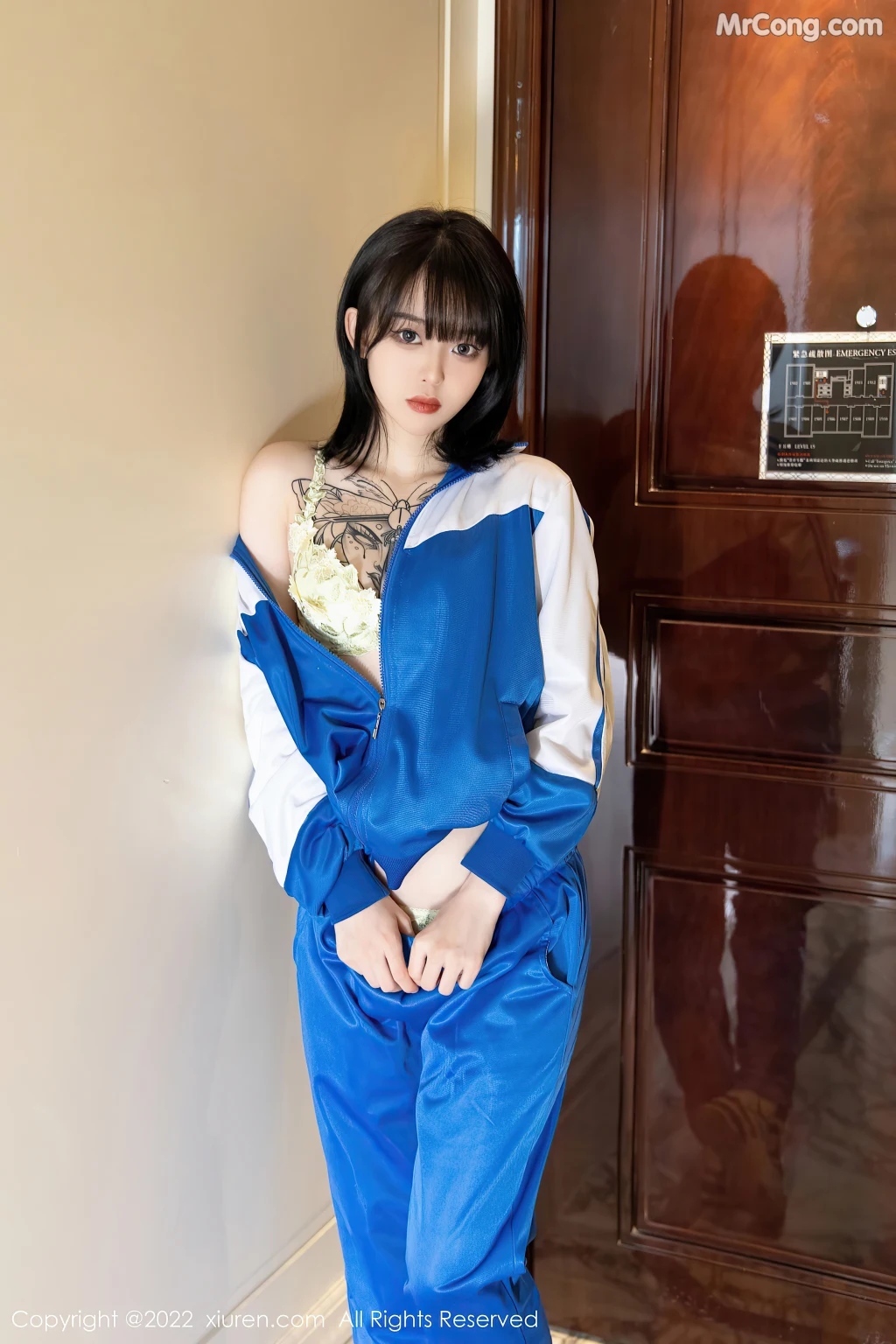 XIUREN No.4838: 奶瓶 (71 photos) – Page 4